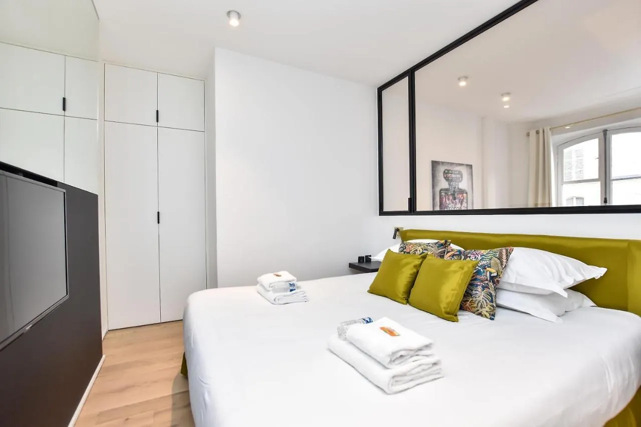 Apartment Cmg Residence Palais De L'Elysee Saint-Honore Paris France
